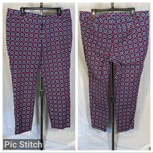 ⭐️ Old Navy Diva Cropped Pants Size 18
